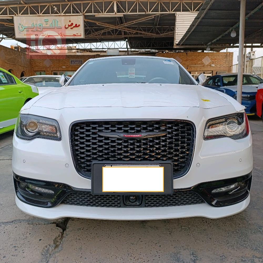 كرايسلر 300